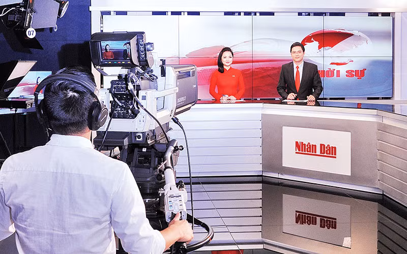 Buổi ghi hình của Truyền hình Nhân Dân.Ảnh | TRẦN HẢI