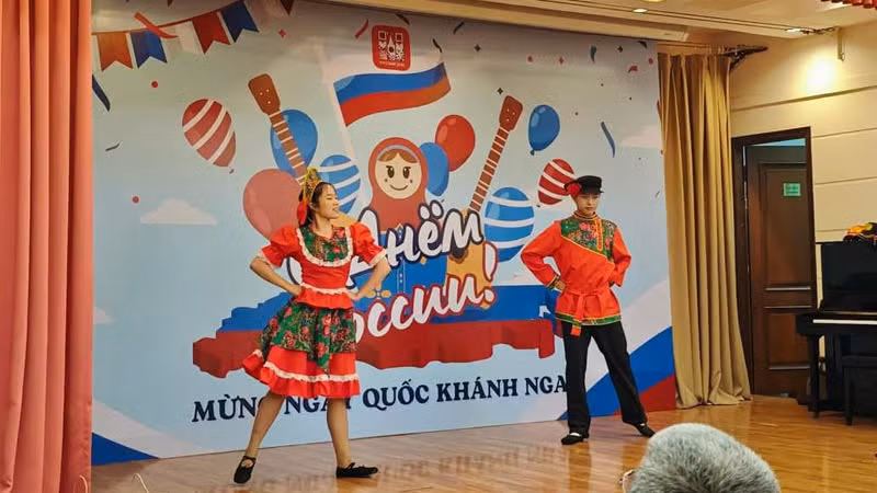 Tiết mục văn nghệ chào mừng.