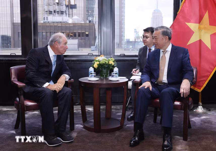 Tổng Bí thư, Chủ tịch nước Tô Lâm tiếp ông Stephen Schwarzmann, Chủ tịch, kiêm Giám đốc điều hành và Nhà sáng lập quỹ đầu tư Blackstone. (Ảnh: Lâm Khánh/TTXVN)