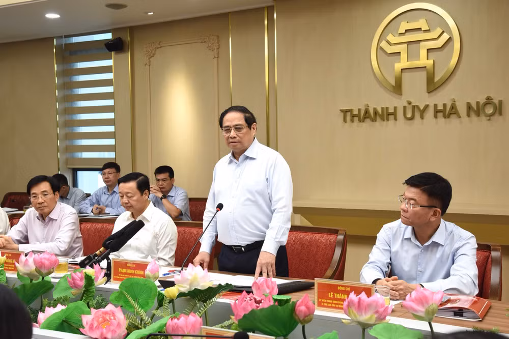 Thủ tướng Phạm Minh Chính phát biểu ý kiến kết luận cuộc làm việc.