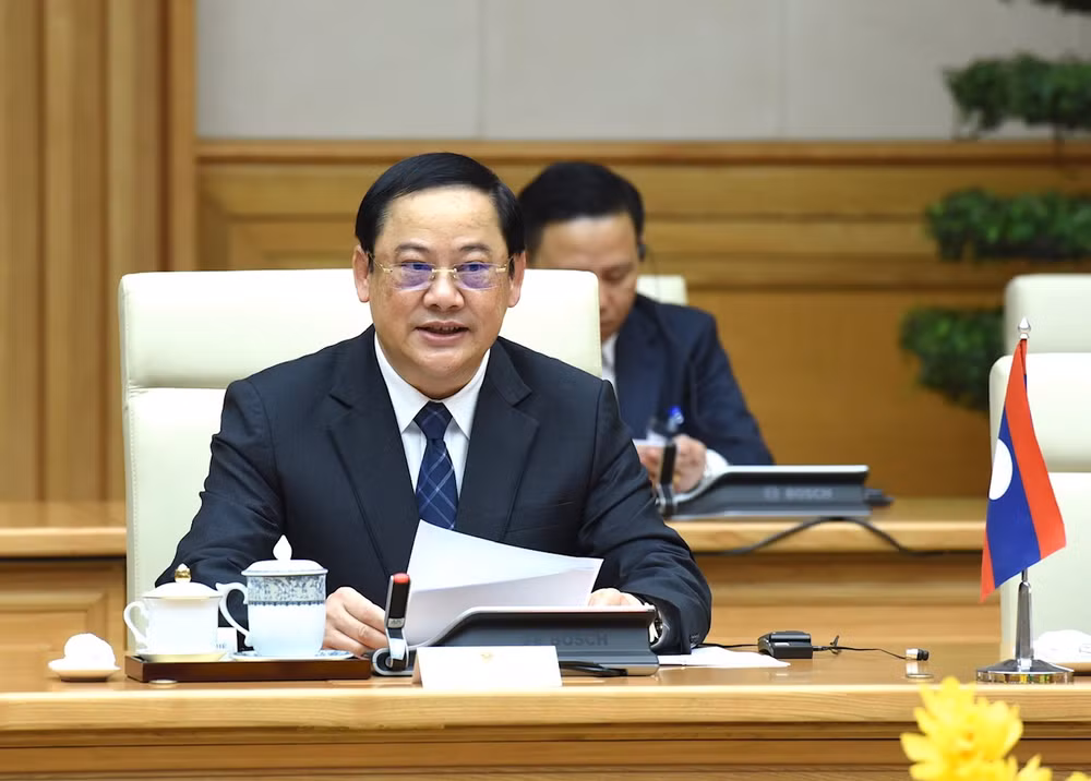 Thủ tướng Chính phủ nước Cộng hòa Dân chủ Nhân dân Lào Sonexay Siphandone phát biểu tại buổi hội đàm.
