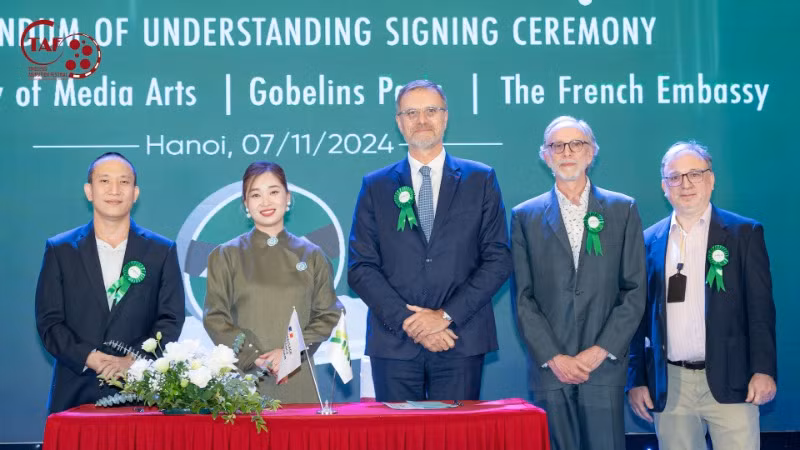 Sự hợp tác giữa Học viện SAMA, Đại sứ quán Pháp tại Việt Nam và Trường Gobelins Paris mở ra nhiều cơ hội phát triển, trao đổi văn hoá, giáo dục. (Ảnh: HÀ QUYÊN)