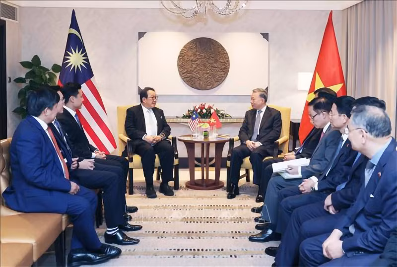 Tổng Bí thư Tô Lâm tiếp ông Tan Sri Francis Yeoh, Chủ tịch Tập đoàn YTL. Ảnh: TTXVN