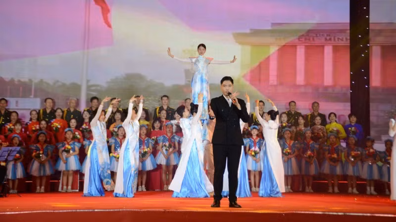 Liên hoan Nghệ thuật quần chúng Hà Nội 2024 có nhiều tiết mục văn nghệ đạt chất lượng cao.