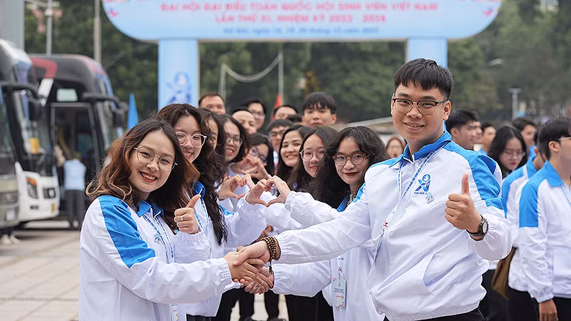 Đại biểu sinh viên từ khắp mọi miền Tổ quốc nô nức về dự Đại hội.