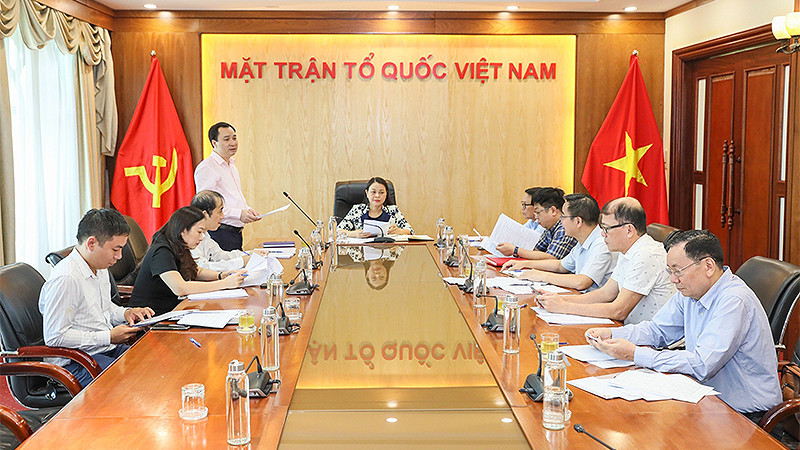 Toàn cảnh cuộc họp.