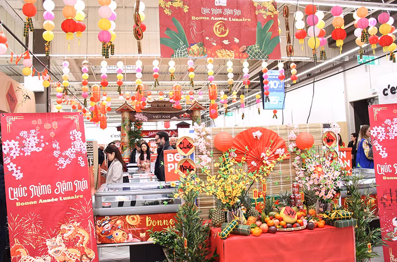 Ngày càng có nhiều khách hàng Pháp biết đến Việt Nam từ Tuần lễ vinh danh hàng Việt và Tết Việt.