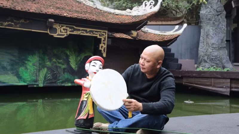 Nghệ sĩ ưu tú Vũ Thế Khiển, Trưởng phòng Nghệ thuật, Nhà hát Múa rối Việt Nam.