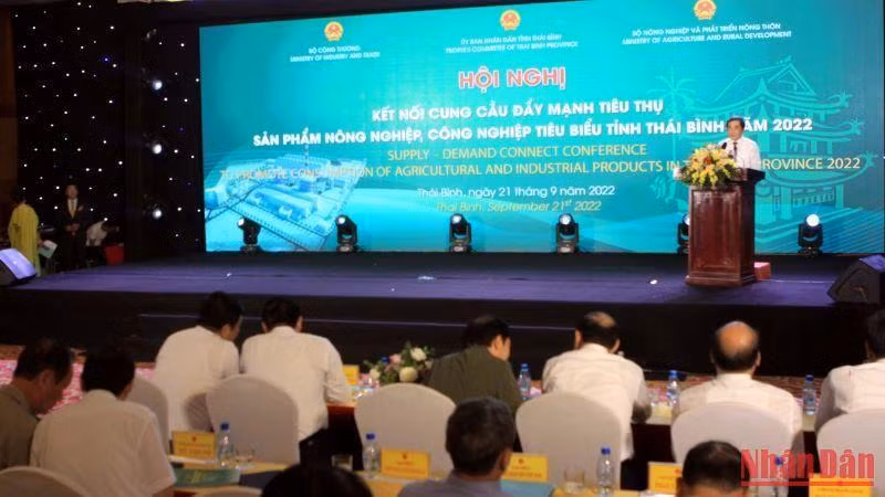 Quang cảnh Hội nghị kết nối cung cầu tiêu thụ sản phẩm công nghiệp, nông nghiệp cho tỉnh Thái Bình.