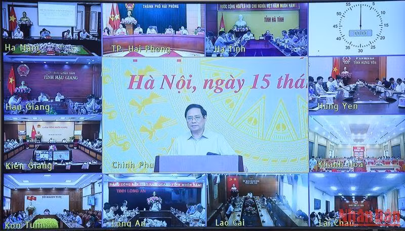 Đại diện lãnh đạo các địa phương dự hội nghị qua truyền hình trực tuyến.
