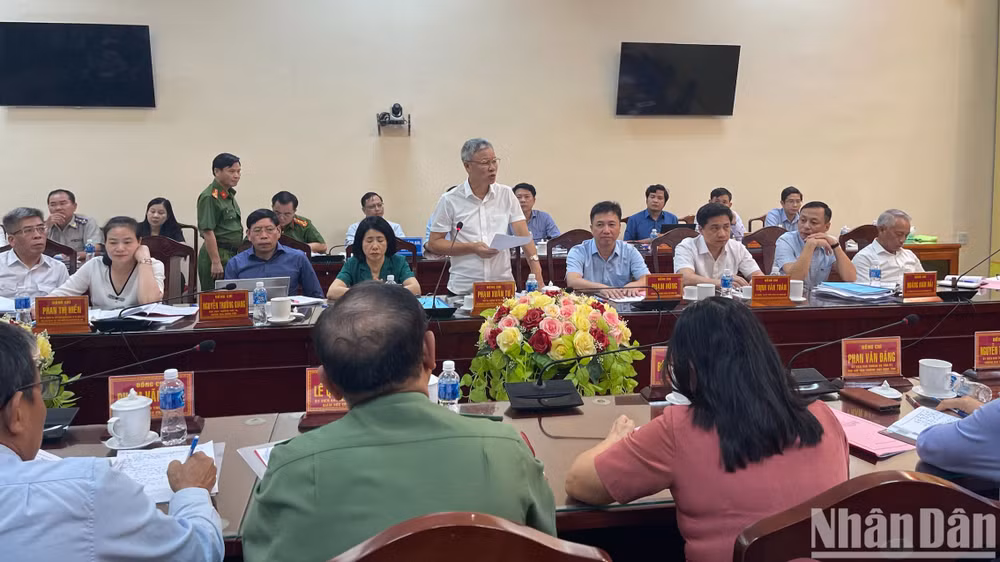 Đoàn kiểm tra số 5 thông tin phối hợp kiểm tra.