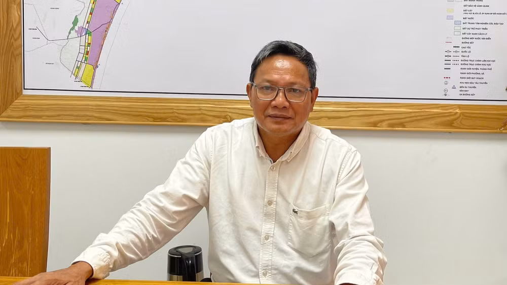 Đồng chí Phạm Văn Nam, Bí thư Thành ủy Phan Thiết.