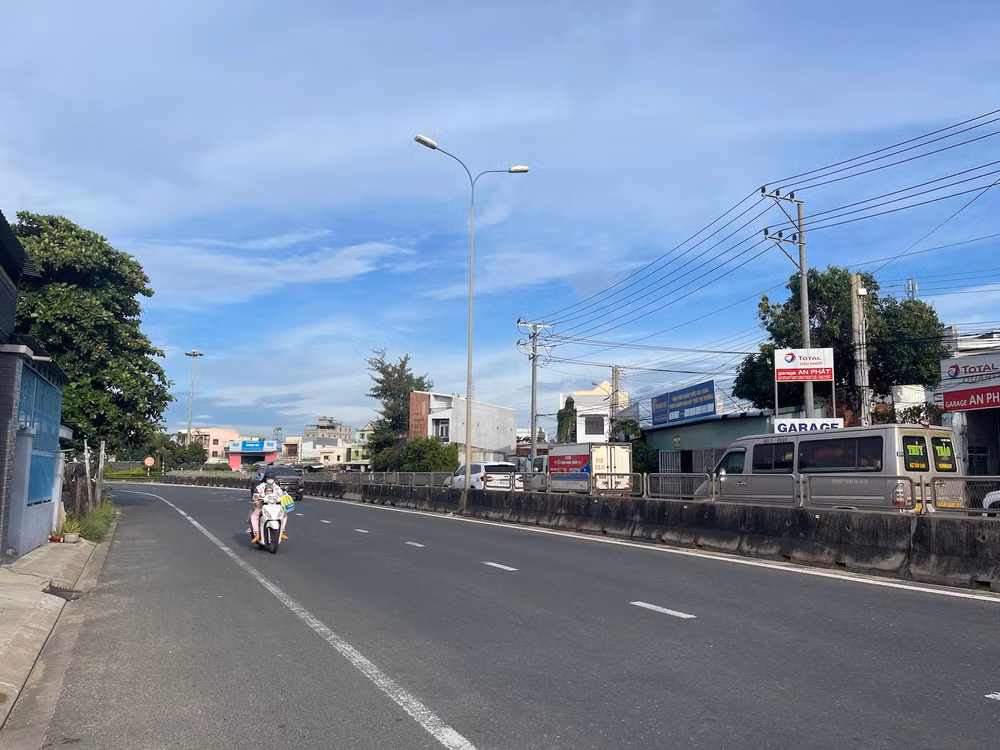 Hội đồng nhân dân tỉnh Bình Thuận phê duyệt 7 tuyến đường được cải tạo, sửa chữa.