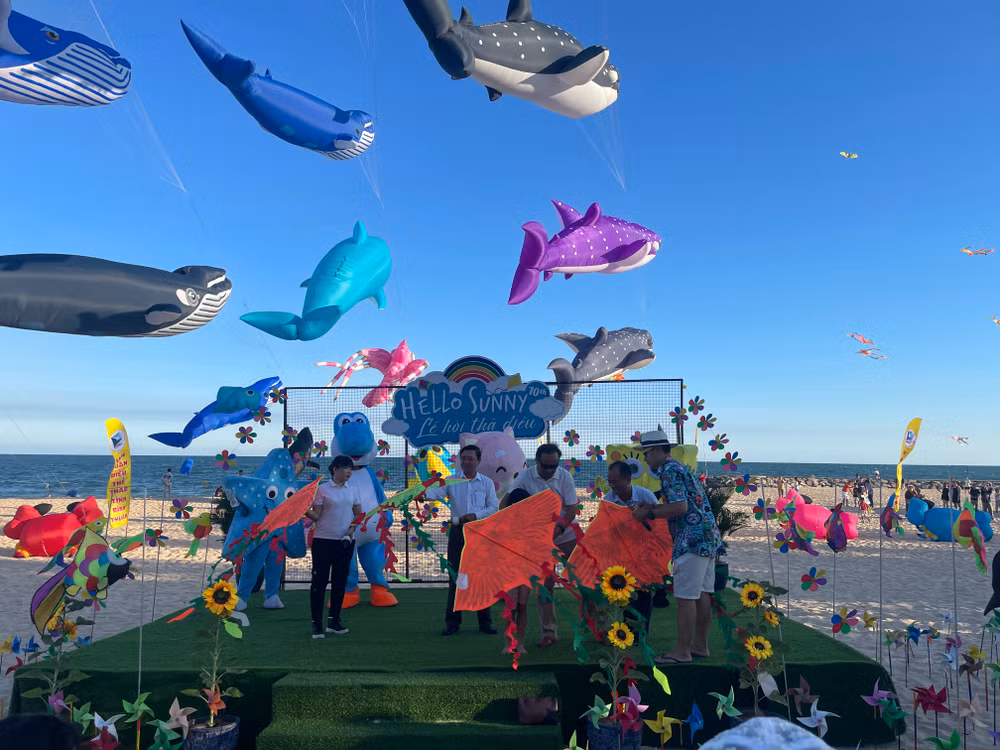 Lễ hội được tổ chức định kỳ hàng năm