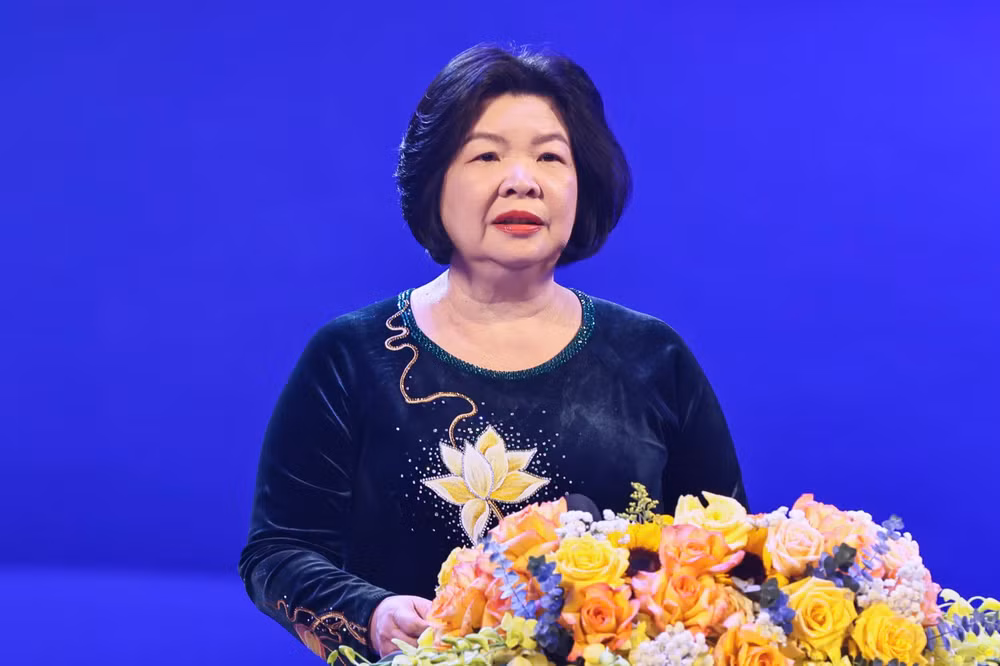 Chủ tịch Liên minh Hợp tác xã Việt Nam Cao Xuân Thu Vân phát biểu tại buổi lễ.