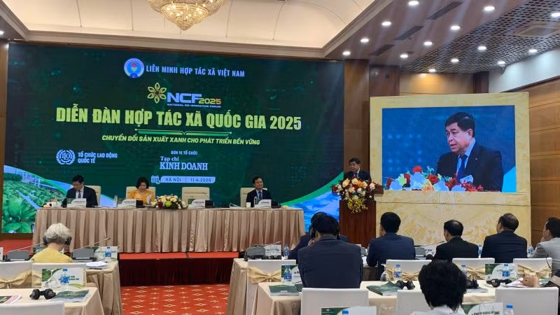 Phó Thủ tướng Chính phủ Nguyễn Chí Dũng phát biểu tại Diễn đàn Hợp tác xã quốc gia 2025.
