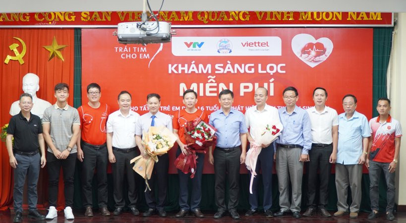 Chương trình “Trái tim cho em” đến với cho trẻ em Thừa Thiên Huế.