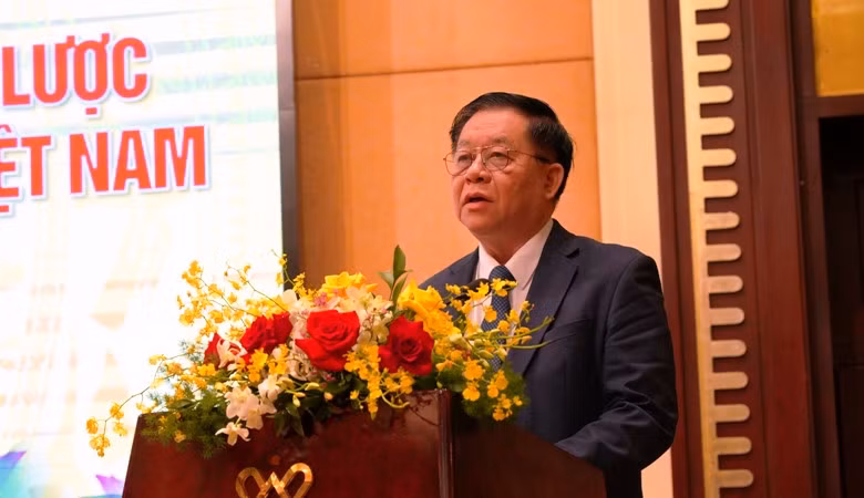 Bí thư Trung ương Đảng, Trưởng ban Tuyên giáo Trung ương Nguyễn Trọng Nghĩa dự và phát biểu chỉ đạo tại hội thảo.