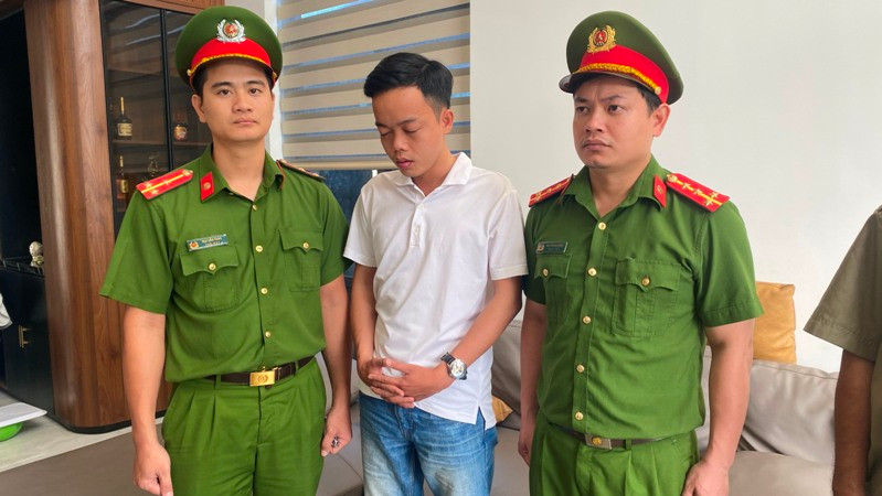 Võ Chí Thành - cán bộ tín dụng ngân hàng bị bắt vì lừa đảo chiếm đoạt hơn 25 tỷ đồng của nhiều khách hàng. (Ảnh: Mạnh Hùng)