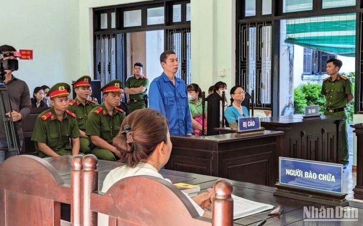 Bị cáo Ngô Văn Quốc tại tòa án.