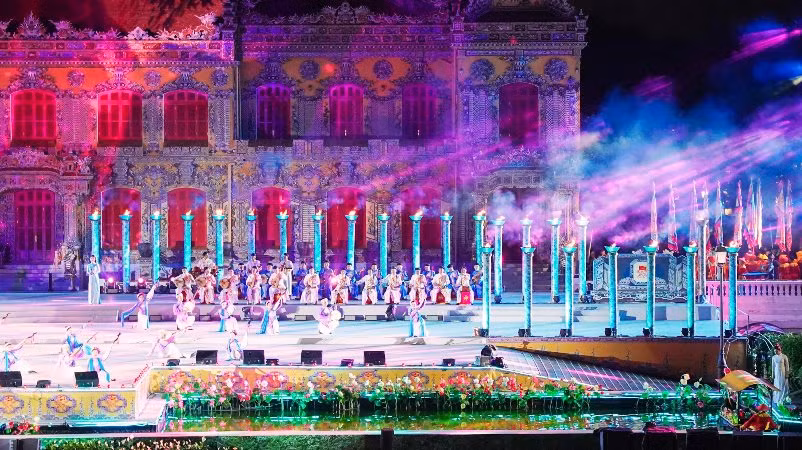 Tiết mục Nhịp chèo thời gian.