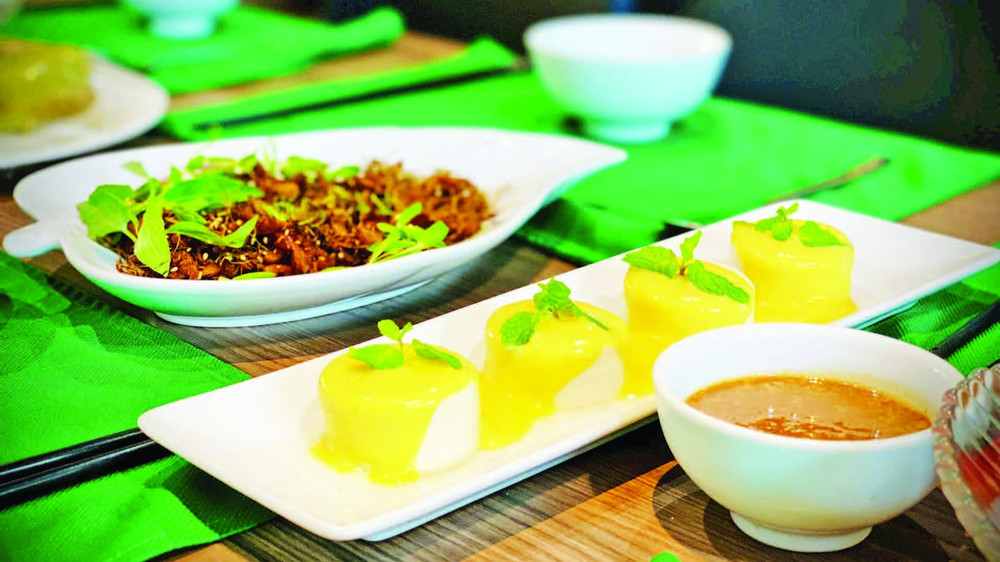Những món ăn chay được chế biến công phu và trình bày đẹp mắt.