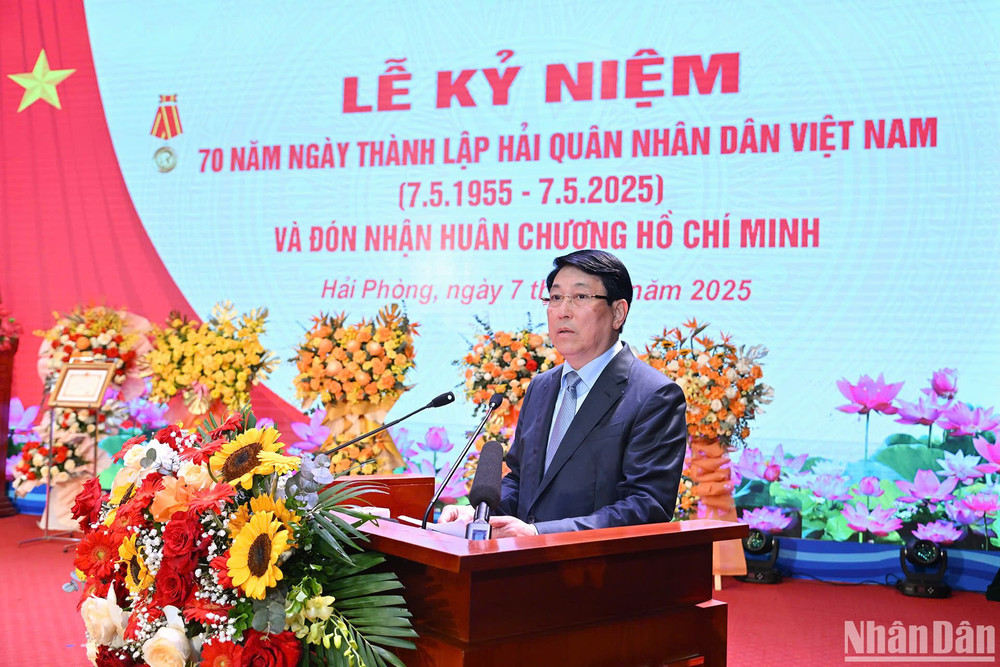 Chủ tịch nước Lương Cường phát biểu tại buổi lễ. Chủ tịch nước Lương Cường phát biểu tại buổi lễ.