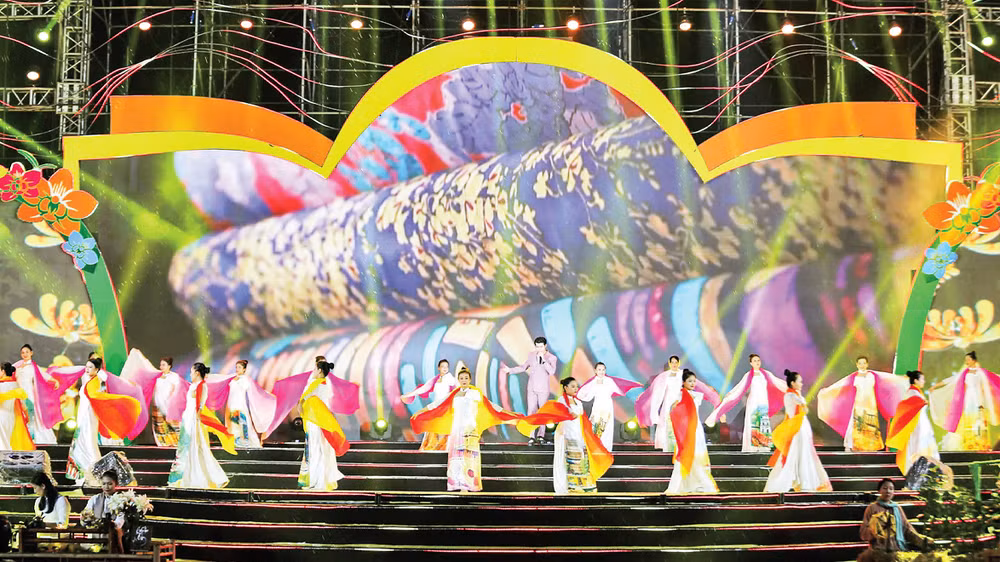 Sắc màu lụa tơ tằm Bảo Lộc.