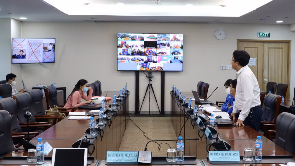 Tập huấn định hướng, sử dụng mạng xã hội thông minh dành cho đoàn viên, thanh thiếu nhi tại tỉnh Bình Dương. 