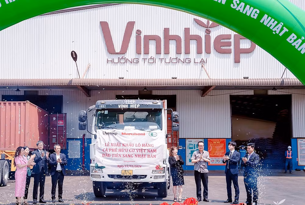 Xuất khẩu lô hàng cà-phê hữu cơ đầu tiên sang Nhật Bản - tín hiệu vui cho xuất khẩu cà-phê của Việt Nam.