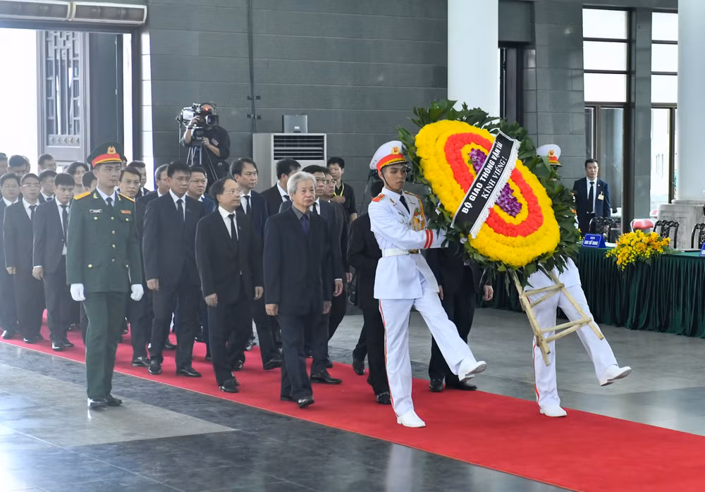 Toàn cảnh Lễ viếng Tổng Bí thư Nguyễn Phú Trọng: Trang nghiêm và xúc động ảnh 214
