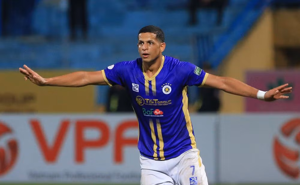 Cầu thủ Lucao ghi bàn thắng duy nhất cho Hà Nội FC.