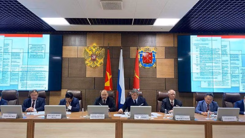 Hội nghị thu hút nhiều đại biểu tham dự. 