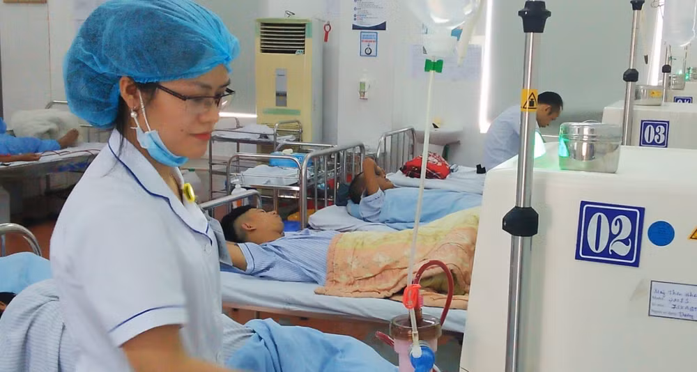Lọc máu nhân tạo tại Bệnh viện C Thái Nguyên.