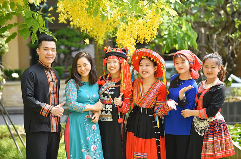 Mục tiêu chăm lo, phát triển con người Việt Nam trong giai đoạn mới được chú trọng đưa vào nhiều Nghị quyết của Đảng và đôn đốc triển khai trong thực tiễn. (Ảnh THẾ ĐẠI) 