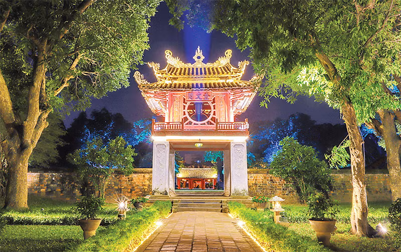 Điểm tựa hiền tài trong dòng chảy lịch sử 