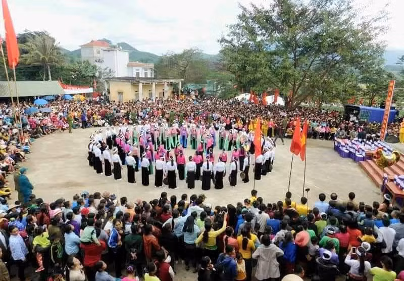 Lễ hội Khai hạ của đồng bào Mường tại tỉnh Hòa Bình năm 2024.