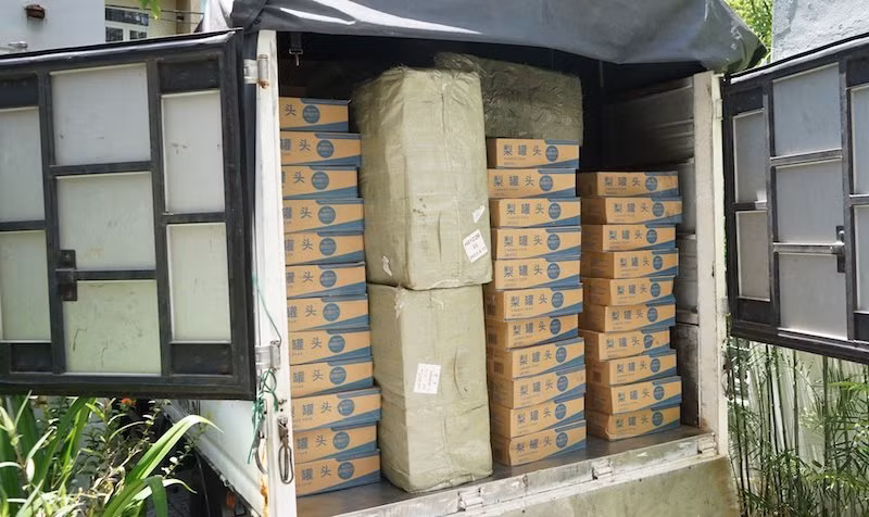 Số bánh khủng này bị phát hiện trước khi kịp tuồn ra thị trường. (Ảnh: Công an cung cấp)