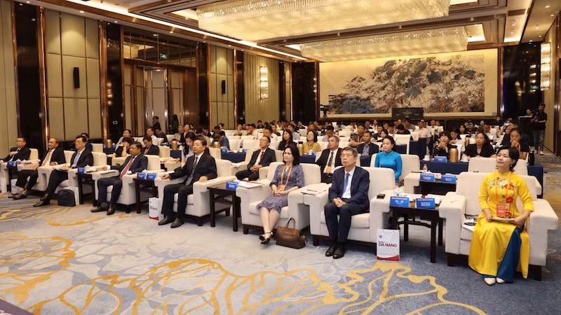 Quang cảnh hội thảo. (Ảnh: Ban Tuyên giáo Thành ủy Đà Nẵng cung cấp) Quang cảnh hội thảo. (Ảnh: Ban Tuyên giáo Thành ủy Đà Nẵng cung cấp)