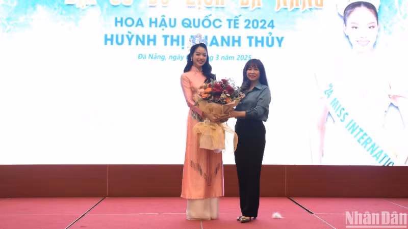 Hoa hậu Quốc tế - Miss International 2024 Huỳnh Thị Thanh Thủy chính thức đảm nhận vai trò là Đại sứ du lịch thành phố Đà Nẵng. (Ảnh: ANH ĐÀO)