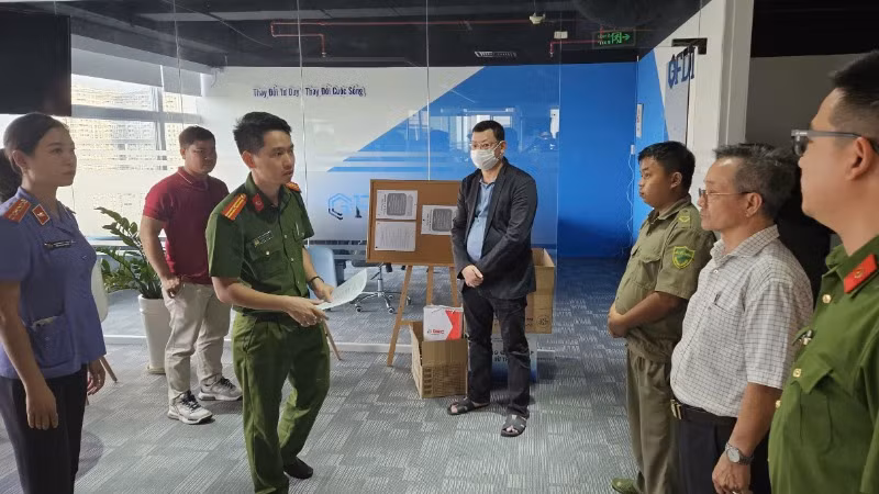 Công an Đà Nẵng hoàn tất việc khám xét tại tất cả các chi nhánh của Công ty TNHH MTV Tư vấn đầu tư GFDI. (Ảnh: Công an thành phố Đà Nẵng cung cấp)
