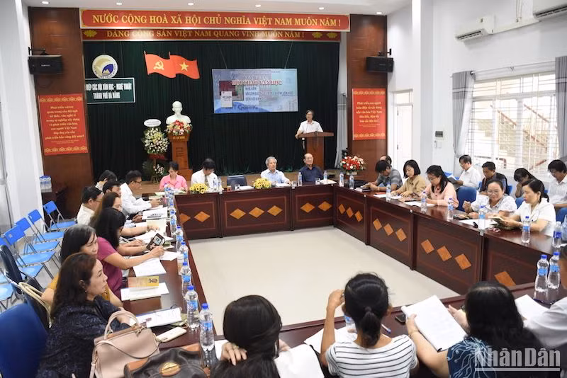 Quang cảnh hội thảo sáng ngày 2/8. (Ảnh ANH ĐÀO)
