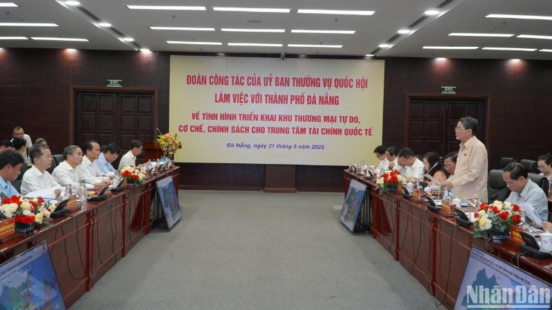 Đoàn công tác Quốc hội làm việc với thành phố Đà Nẵng và tỉnh Quảng Nam, chiều 31/5. (Ảnh: ANH ĐÀO)