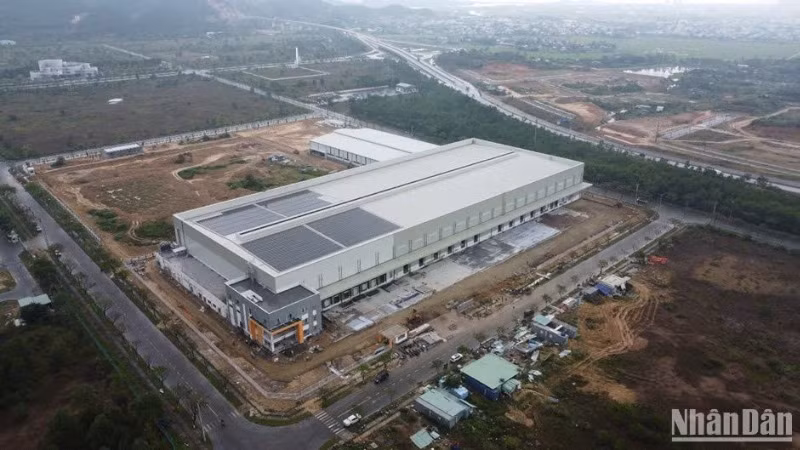 Trung tâm Phân phối Con Ong (Bee Distribution Center) là là trung tâm logistics hiện đại, kết nối toàn diện đầu tiên tại khu vực miền trung, đặt tại Khu công nghệ cao Đà Nẵng. (Ảnh: ANH ĐÀO)