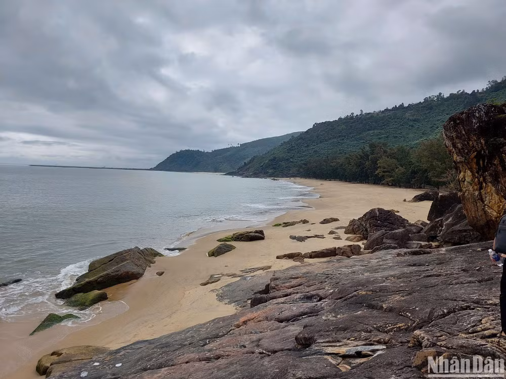 Dự án có quy mô diện tích khoảng 512,2ha; dân số khoảng 19.000 người; với tổng vốn đầu tư khoảng 43.922,03 tỷ đồng. (Ảnh: ANH ĐÀO) Dự án có quy mô diện tích khoảng 512,2ha; dân số khoảng 19.000 người; với tổng vốn đầu tư khoảng 43.922,03 tỷ đồng. (Ảnh: ANH ĐÀO)