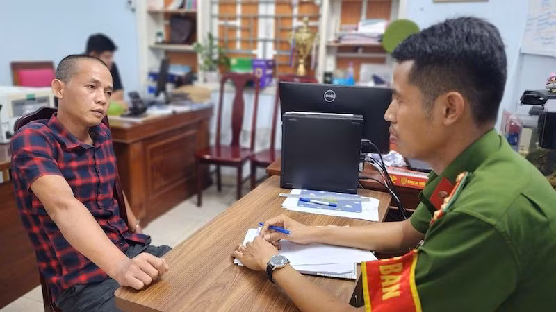Đối tượng Đoàn Việt Nam tại cơ quan Công an. (Ảnh: Công an cung cấp)