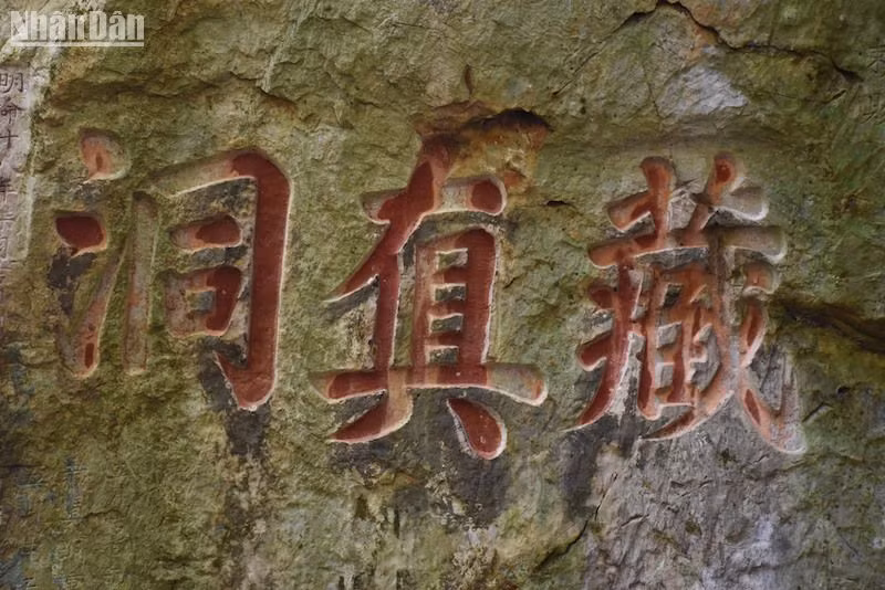 Ma nhai tại Danh thắng Ngũ Hành Sơn là Di sản tư liệu khu vực châu Á-Thái Bình Dương. (Ảnh: ANH ĐÀO)