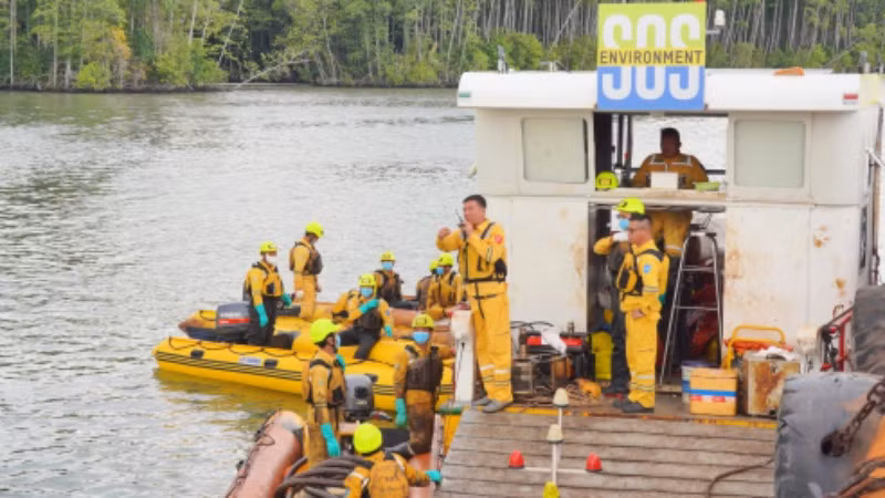 Rà soát công tác chuẩn bị sẵn sàng cho phương án tách tàu vào sáng 16/5.