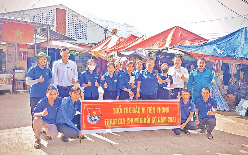 Huyện đoàn Bác Ái tiên phong tham gia chuyển đổi số.