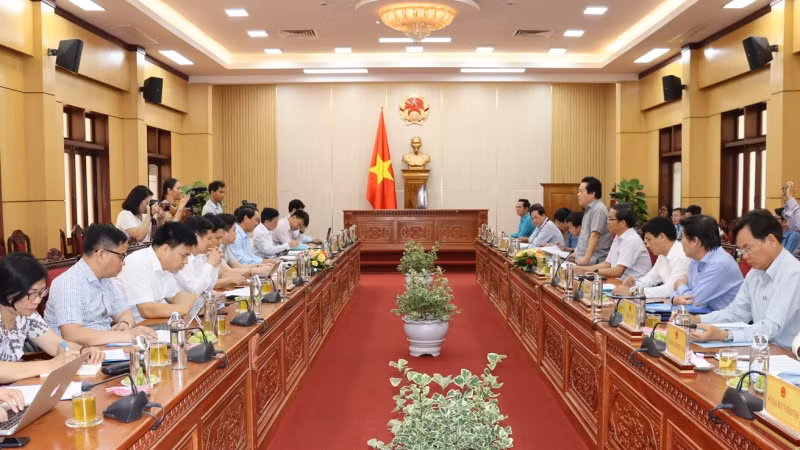 Quang cảnh buổi làm việc.